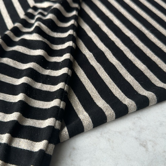 Cupcakes & Cashmere turtleneck - Picture 2 of 9